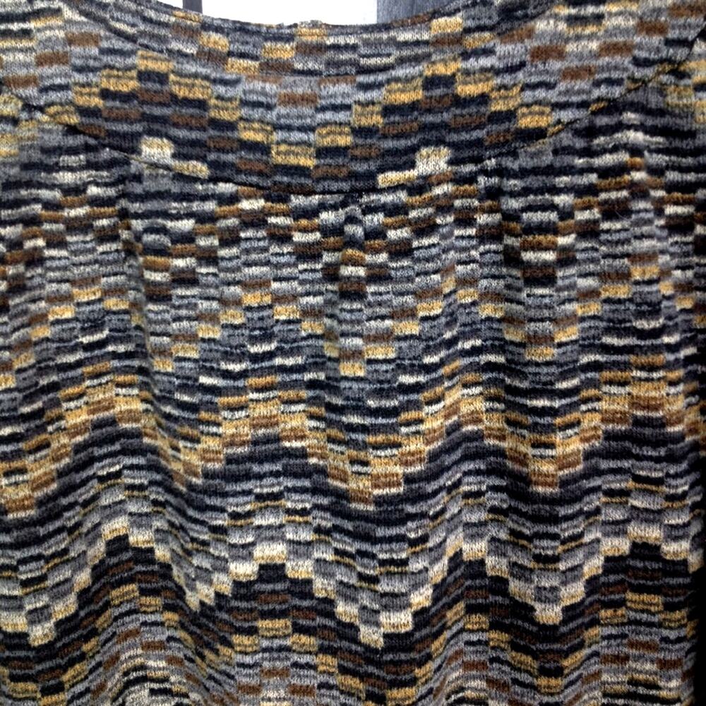 AB Studio Chevron Short Sleeve Pullover Top Blouse Size M - Picture 3 of 9